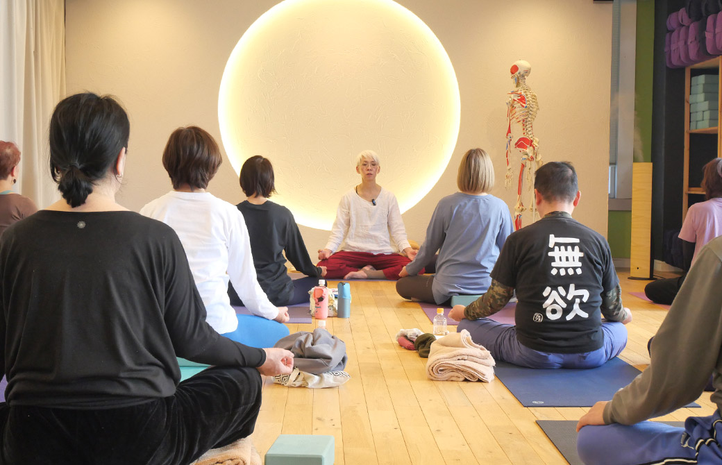 中井先生の瞑想のクラスの様子